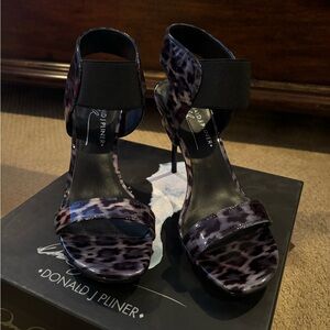 Donald J. Pliner Women's Leopard Print Heels